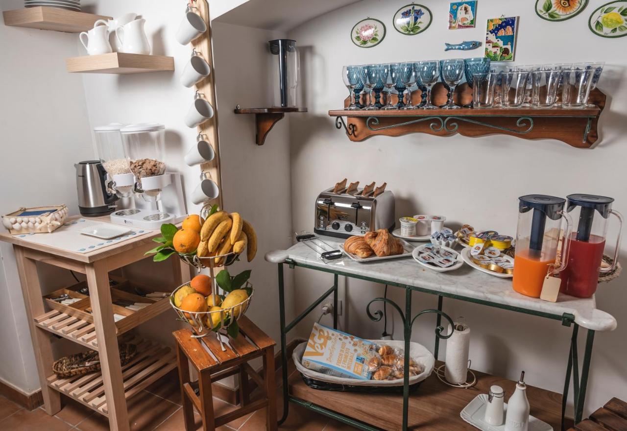 La Casa Degli Angeli Bed & Breakfast Salerno Ngoại thất bức ảnh